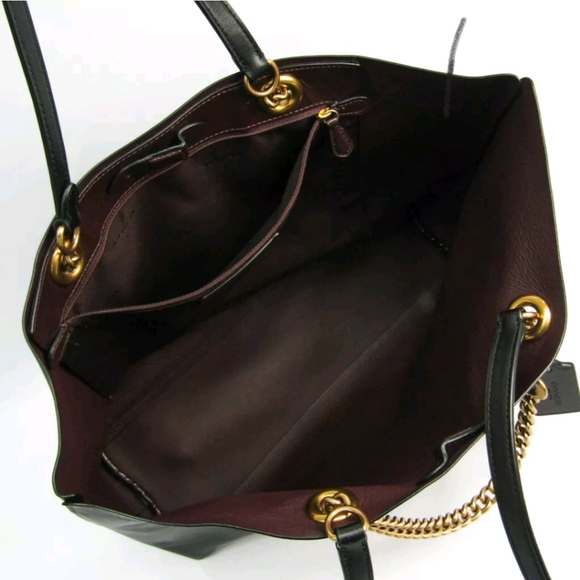 Signature Chain Central Tote - Picture 4 of 4